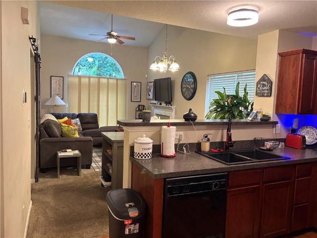 3628 NW 84th Terrace