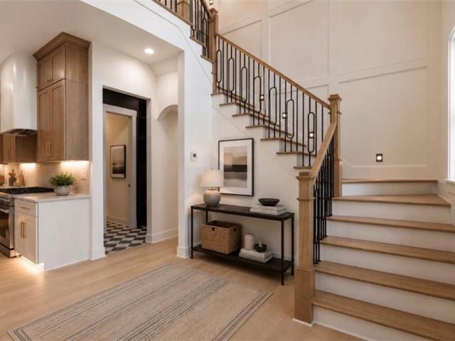 3621 Farmington Lane