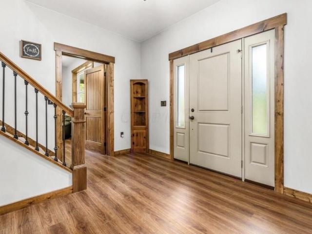 3621 London Hollow Road NE, Newark, US, OH