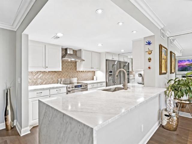 3621 Turtle Creek Boulevard # 2D