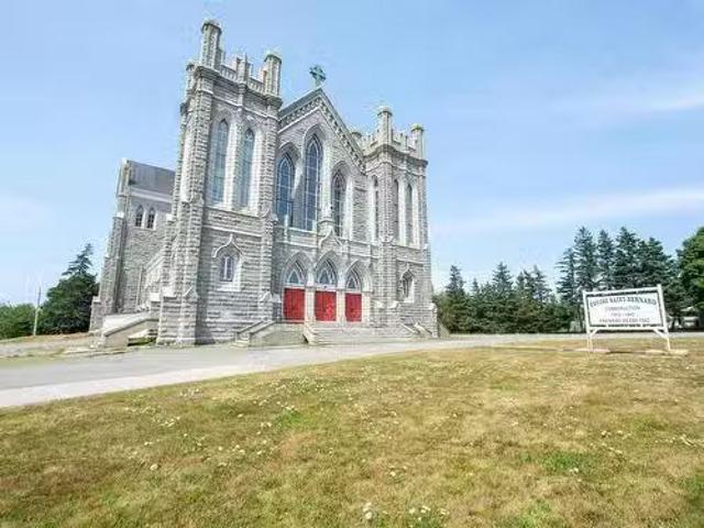 3623 Highway 1, St. Bernard, NS, B0W 3T0 commercial for sale.