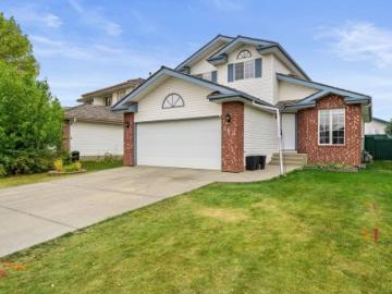 Blackburne, Edmonton, Alberta - Garden