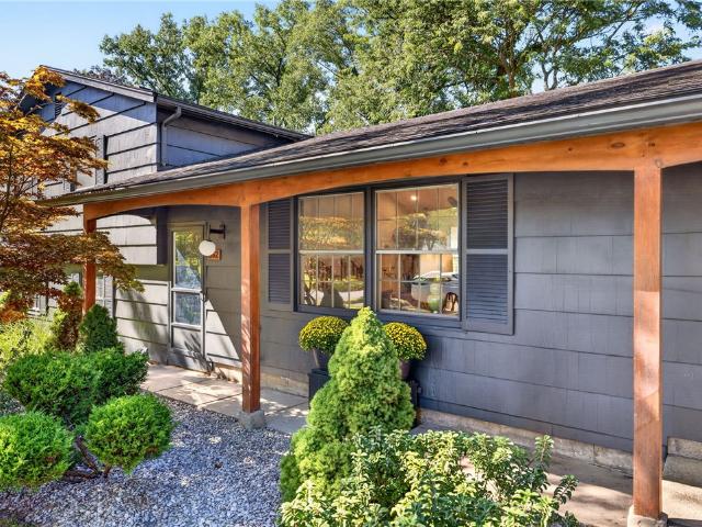 362 Hillview Drive