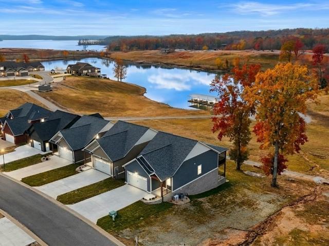 362 Moon Bay Dr