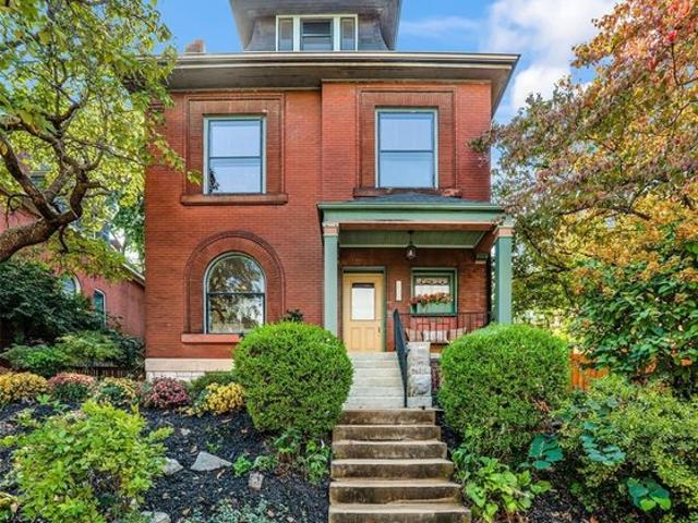 3634 Flad Ave, Saint Louis, MO 63110