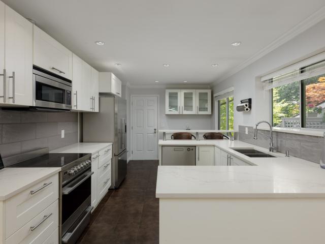 3634 Garibaldi Dr Townhouse, Vancouver | Birds Nest Properties