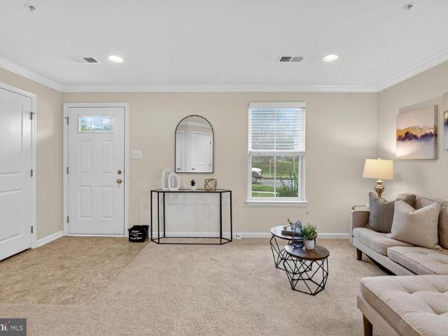 3639 Urbana Pike
