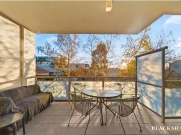 Queanbeyan, Greater Queanbeyan - Balcony