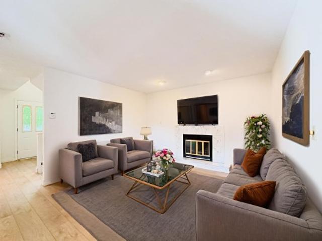 3630 Cambridge Street, Vancouver, BC, V5K 1M6 house for sale | Listing ID R3082 | Royal LePage