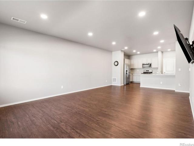 3633 Ronald Reagan Avenue