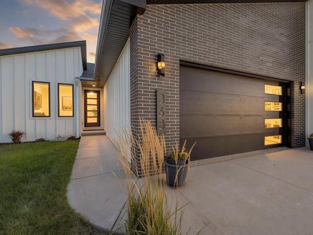 363 Aldon Cir, Ashwaubenon, WI 54304