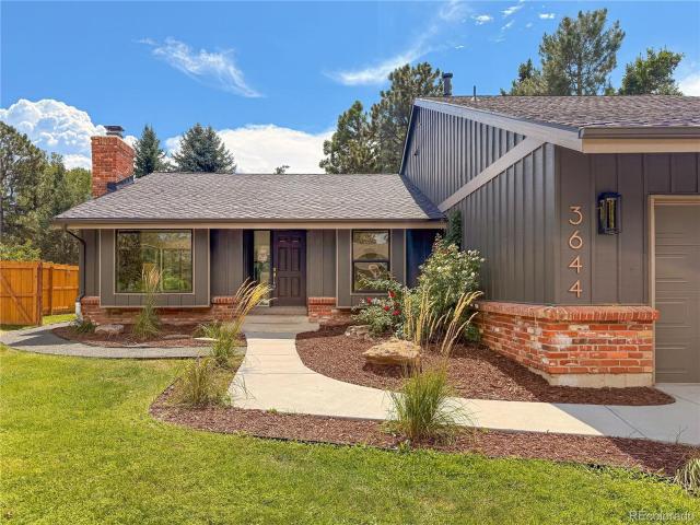 3644 E Fremont Place