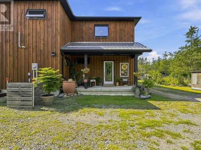 3646 County Road 8, Prince Edward County North Marysburg Ward, ON, K0K 2T0 house for sale | Listing ID X13770 | Royal LePage