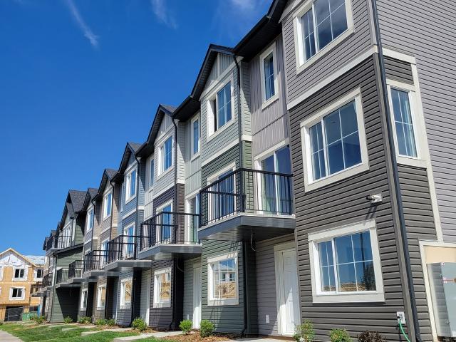 3640 139 Ave Edmonton AB 2 Bedroom Apartment for Rent