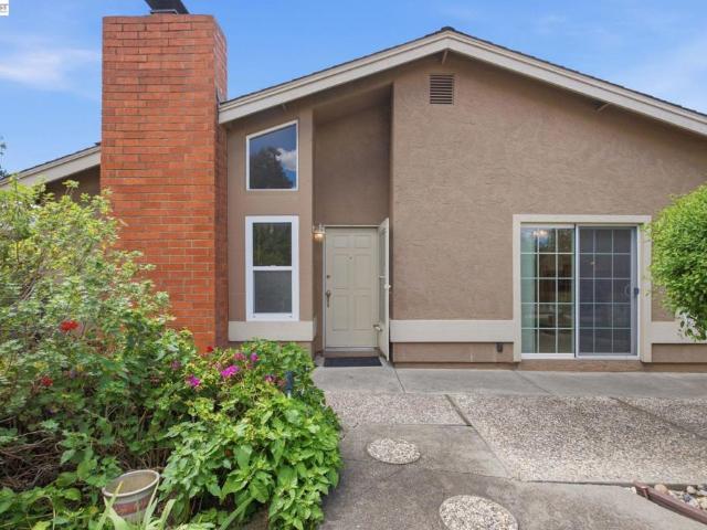 364 Blossom Hill Rd