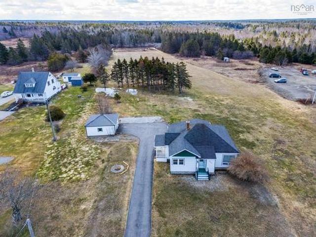 3654 Highway 1, St. Bernard, NS, B0W 3T0 house for sale | Listing ID 202605 | Royal LePage