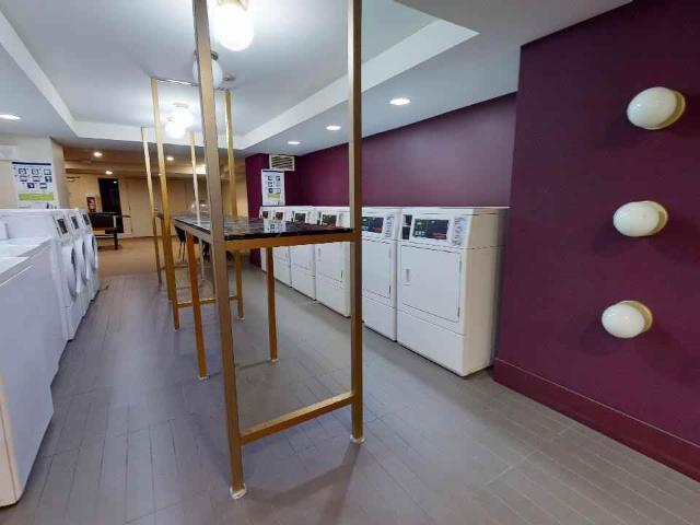 3655 Papineau 2 Bedroom Apartment for Rent at 3655 Av Papineau, Montréal, QC H2K 4K1 Parc La Fontaine