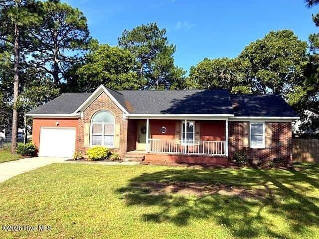 3650 Hanover Dr, Hope Mills, NC 28348