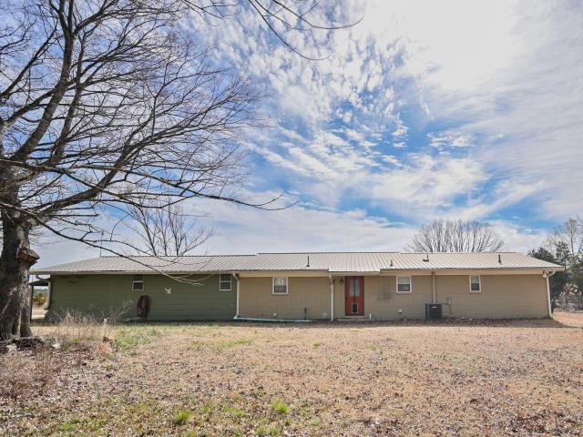 3651 Highway 8 E