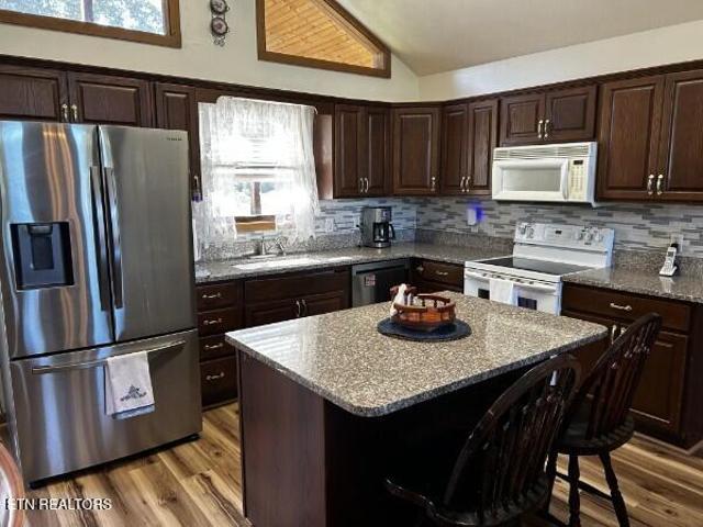 3653 Boxwood Lane