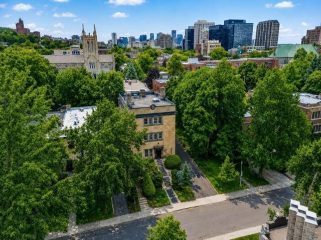 365 367 Av. Redfern, Westmount, QC, H3Z 2G4 Luxury House for sale | Listing ID 12640 | Royal LePage Carriage Trade Luxury Properties