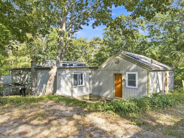 365 Chequessett Neck Road