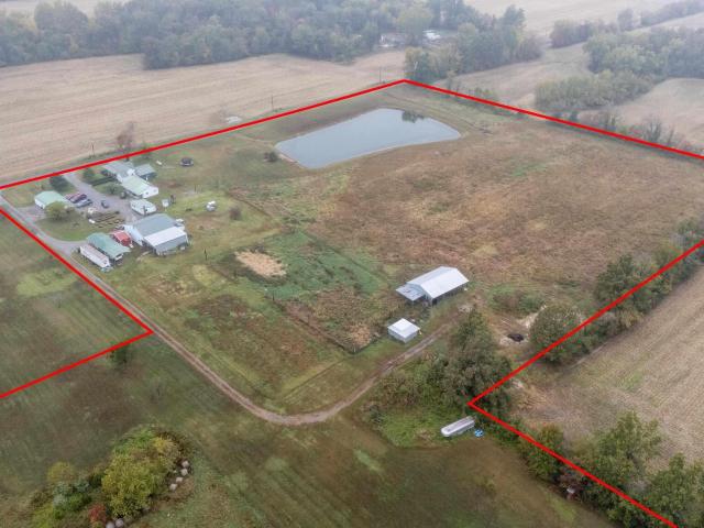 365 Bond Rd, Galatia, IL