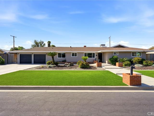 365 E Sycamore Drive