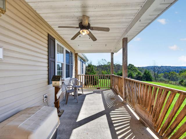 365 Oak Hill Lane