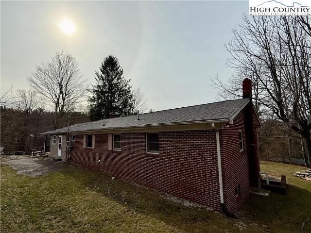 365 Ollis Rd, Spruce Pine, NC 28777 | MLS #259112