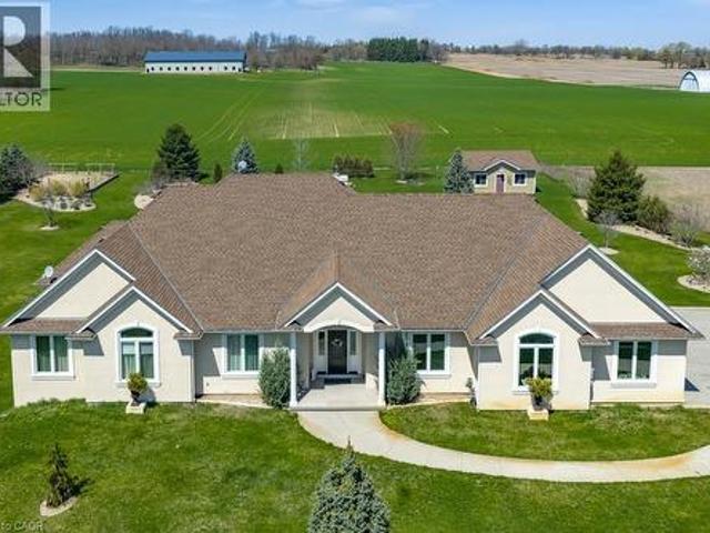 365 Robinson Road, Brantford, ON, N3T 0L7 Luxury House for sale | Listing ID 40812 | Royal LePage Carriage Trade Luxury Properties