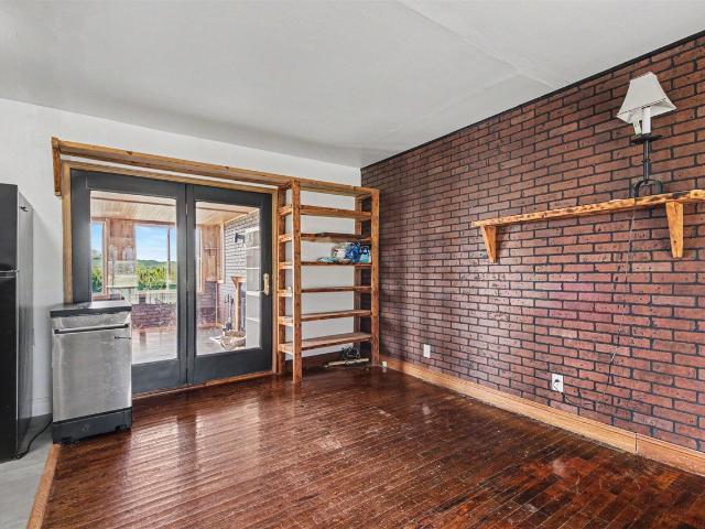 3667 Bradford Road