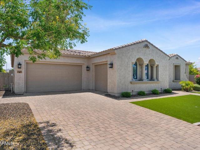 3663 e strawberry drive
