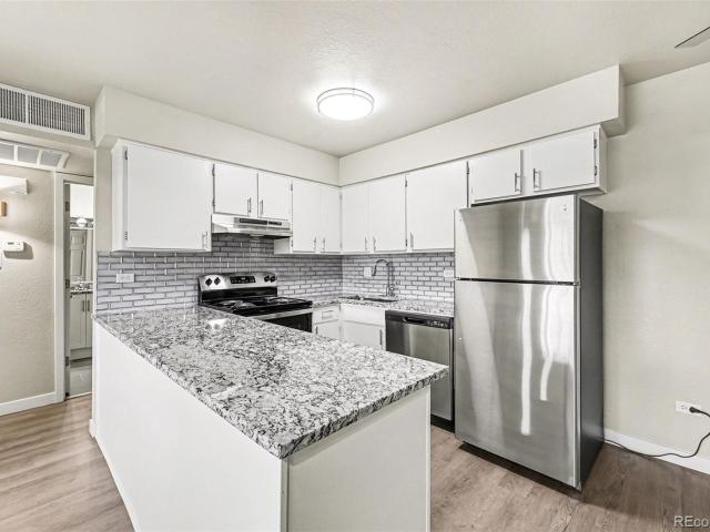 3663 S Sheridan Blvd, Unit D15, Denver, CO 80235 | MLS #4969