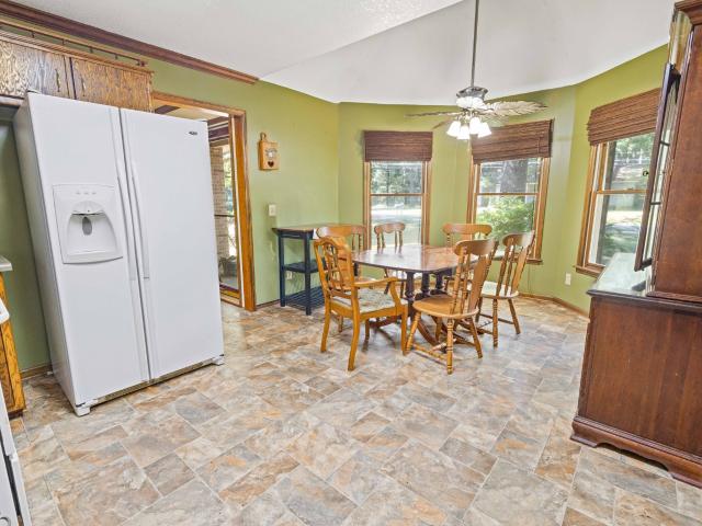 366 Oak Leaf Cir