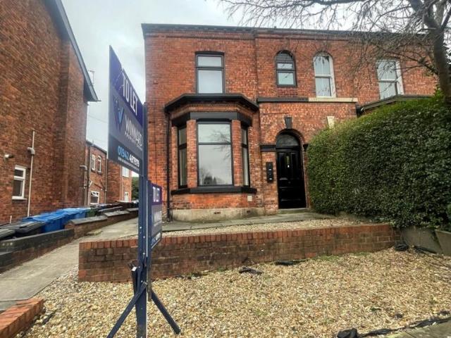 366 Ormskirk Road, Wigan 1 bed flat to rent £600 pcm £138 pw