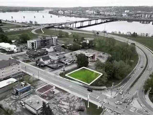 366 Main St, Fredericton, NB, E3A 1E5 vacant land for sale.