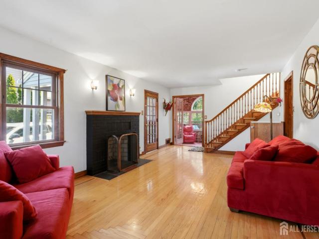 366 Vosseller Avenue