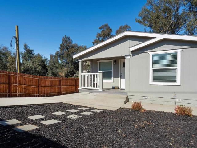 36752 Oleander Ave, Lake Elsinore, CA 92532 | MLS #NDP2601