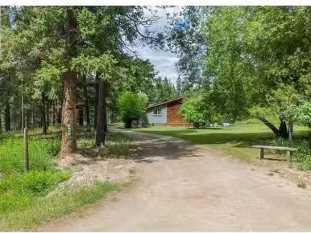 3675 Edwards Road, Baynes Lake, BC, V0B 1T4 house for sale.