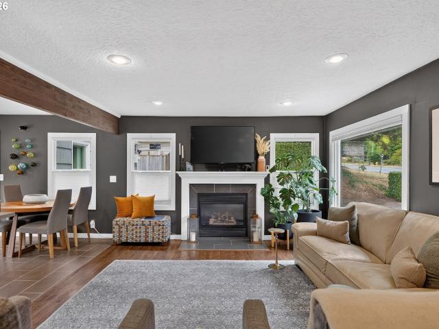 3675 SW 93RD AVE