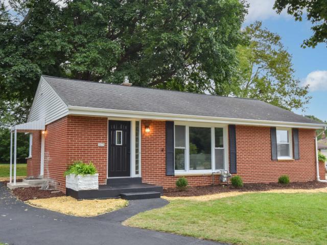 3675 S Taylor Ct