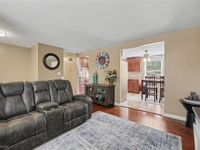3671 Windjammer Cove