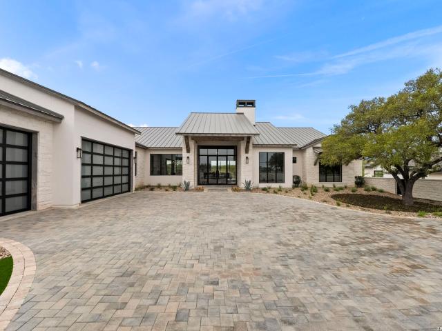 3672 Clubs Dr, Boerne, TX 78006 | MLS #1882