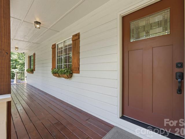 3673 Dockside Lane