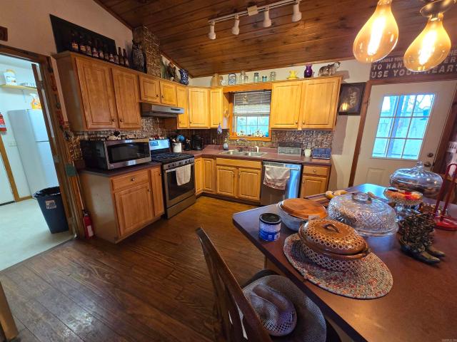 367 Bent Oak LN