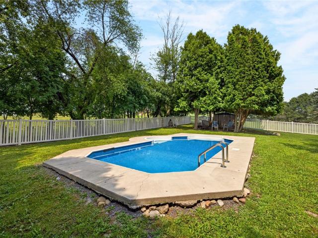 3686 E Saddleback Road