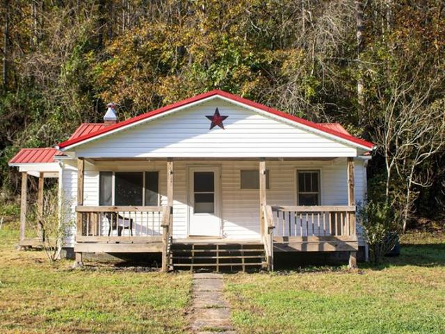 3682 Hannan Trace Rd, Glenwood, WV 25520