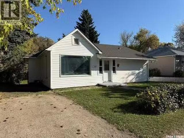 368 3Rd Avenue E, Melville, SK, S0A 2P0 house for sale List.
