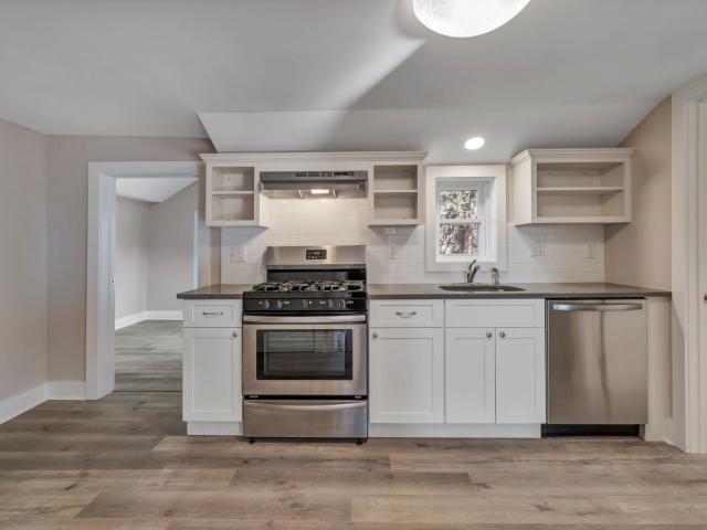 368 Boston Street B, Guilford, US, CT